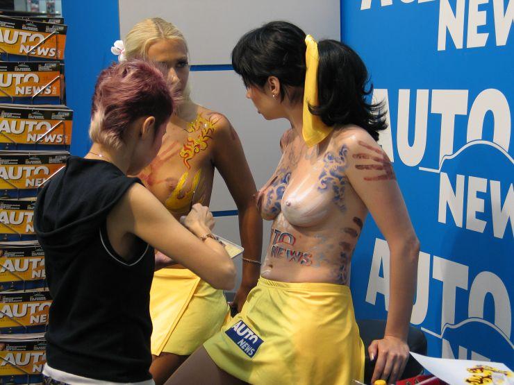 Bodypainting show with two girls. Part 1 - 4