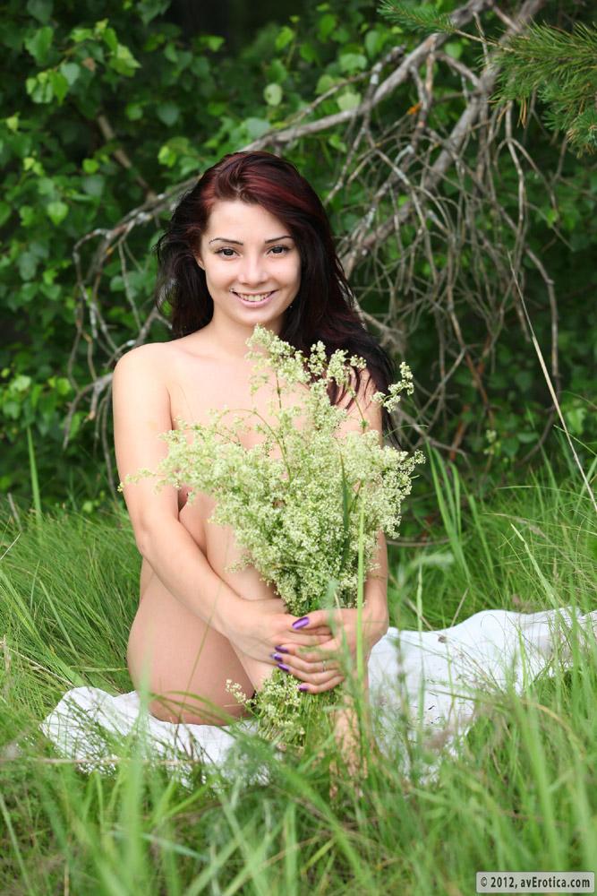 Red-haired Selma is posing naked in the nature - 6