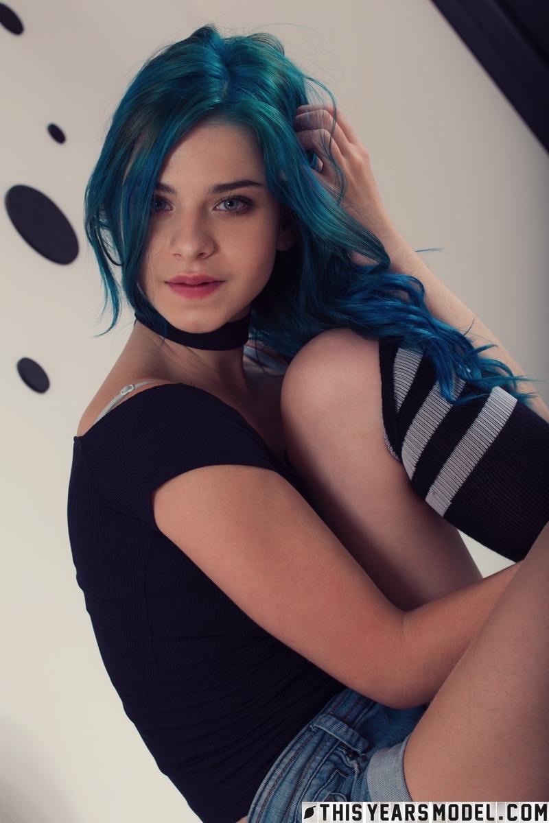Cute and pretty blue-haired Ivy Blue - 5