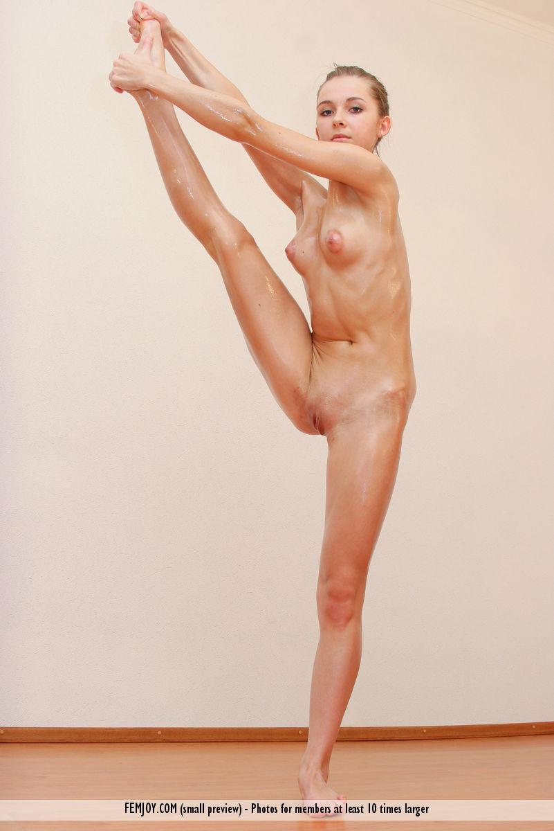 Yoga with gorgeous naked girl named Ladislava - 3