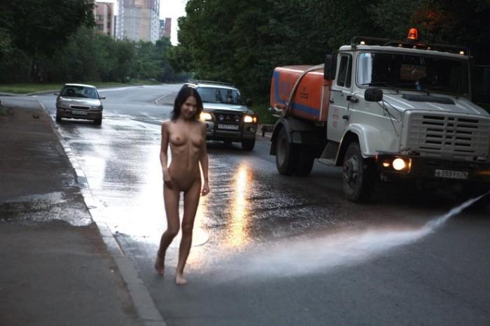 Naked Nadeshda is posing on the street - 5