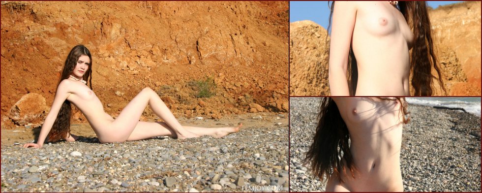 Long-haired teen naked on the beach - Alice - 29