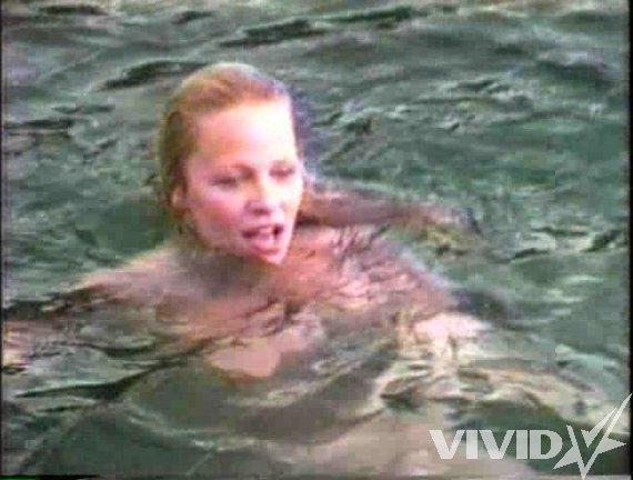 Gallery with Pamela Anderson - 11